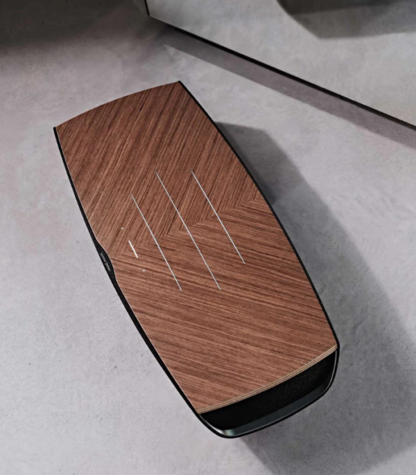 Omnia wireless speaker